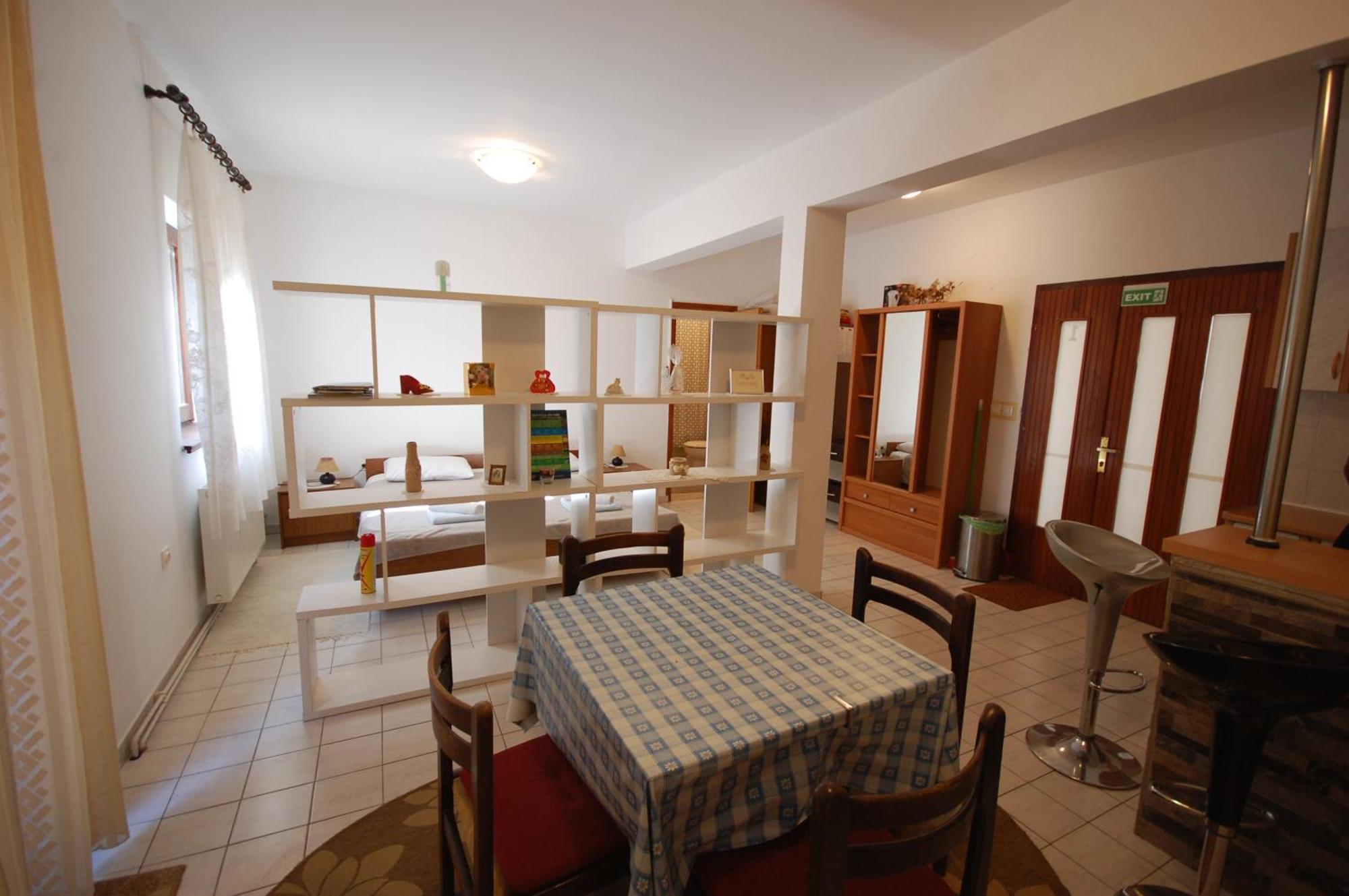 Apartments Snjezana By El-Pi Tours Njivice Exteriér fotografie